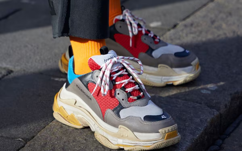 Bảng size giày Balenciaga chuẩn xác và cách chọn size theo từng form