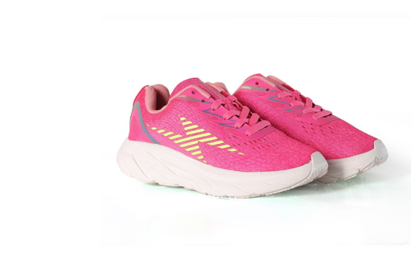 Giày thể thao yoga: Có nên dùng không và cách chọn chuẩn cho người mới