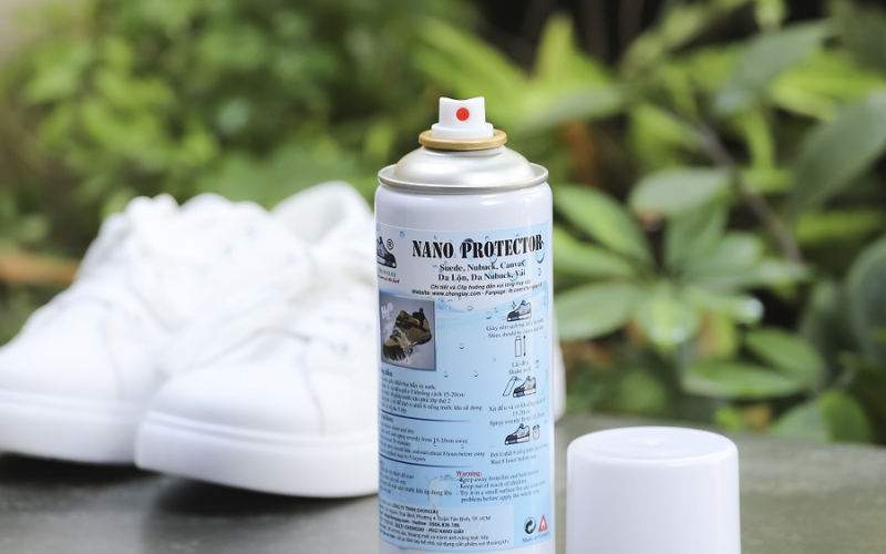 Xịt nano giày là gì? Có nên sử dụng hay không? Top sản phẩm chất lượng
