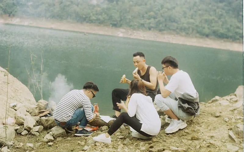 Camping Hồ Xạ Hương có gì vui?