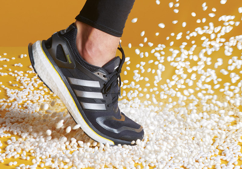 Giày Adidas nữ dưới 2 triệu: Đẹp, bền và đáng mua nhất 50 Ưu tiên giày Adidas tích hợp công nghệ để tăng êm và hiệu suất