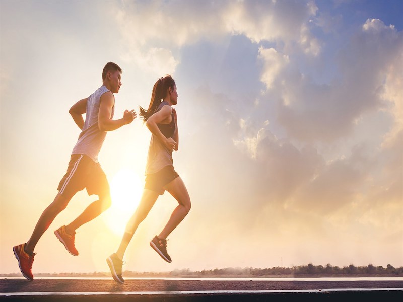 Sự khác biệt giữa giày chạy bộ và giày tập gym đơn giản 47 Nên dùng riêng giày chạy và giày gym để bảo vệ chân tốt hơn