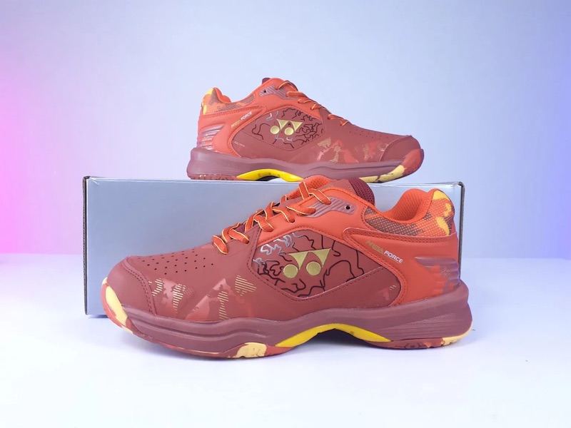 Giày Yonex dưới 2 triệu: Top lựa chọn bền đẹp, đáng mua 41 Giày Yonex dưới 2 triệu: Top lựa chọn bền đẹp, đáng mua