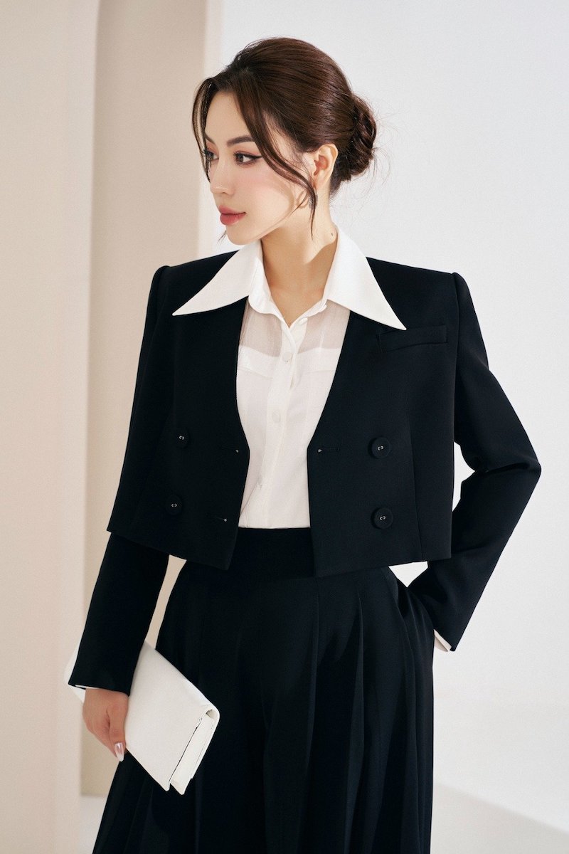 10 kiểu áo mặc bên trong áo vest nữ đẹp thanh lịch và dễ phối 50 Áo layer bên trong có thể thay đổi hoàn toàn phong cách của set vest