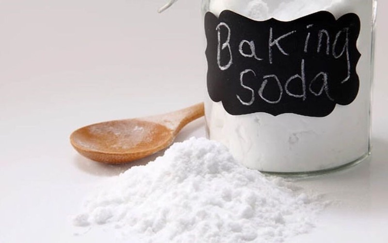 Làm dịu vết côn trùng cắn bằng Baking soda