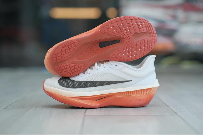 Nike vs Adidas - Cuộc cạnh tranh giữa hai ông lớn trong làng giày thể thao 48 Đệm giày: ZoomX đối đầu Boost